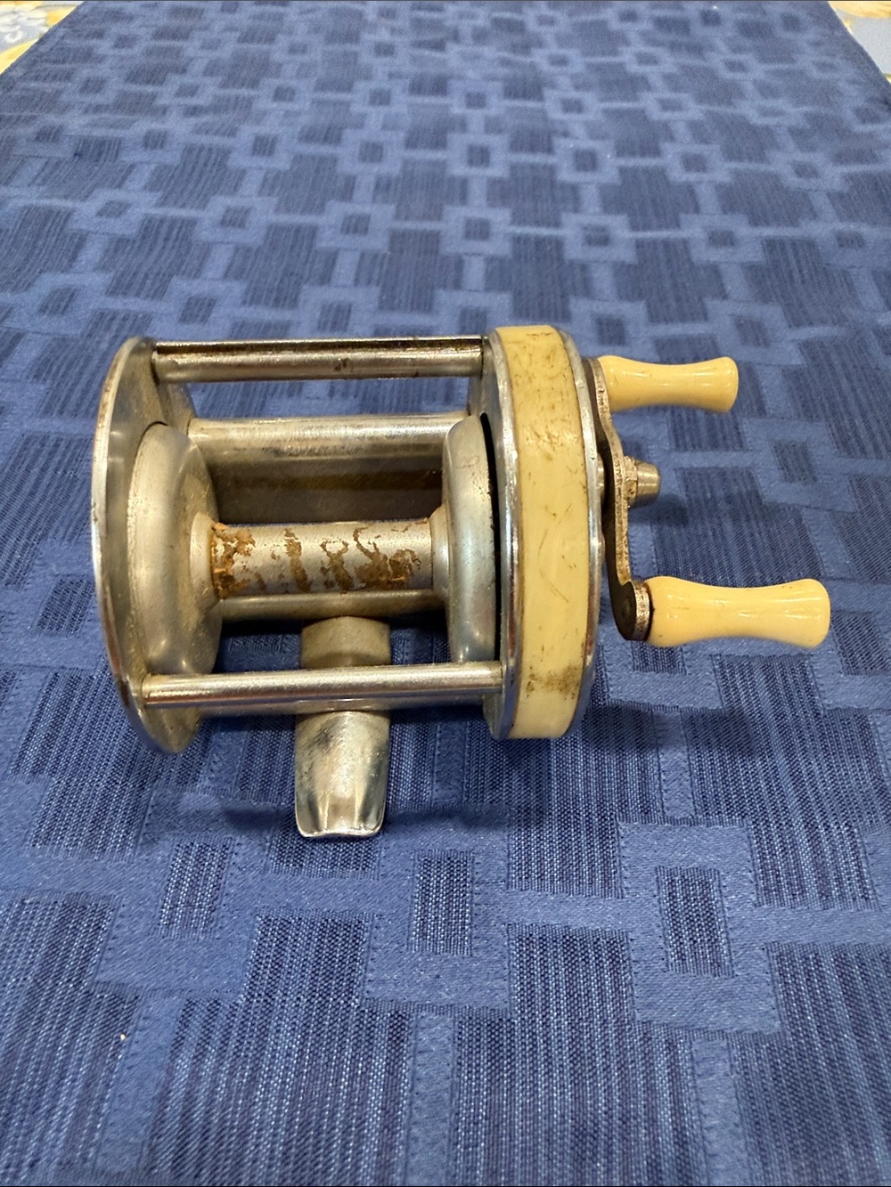 Vintage Cream and Silver Fishing Reel